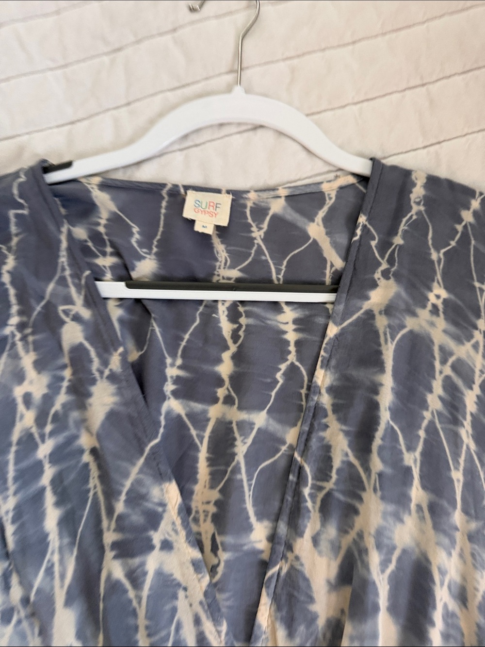Surf Gypsy M Tie-Front Tie-Dye Kimono Romper in Blue and Cream - Picture 4 of 5